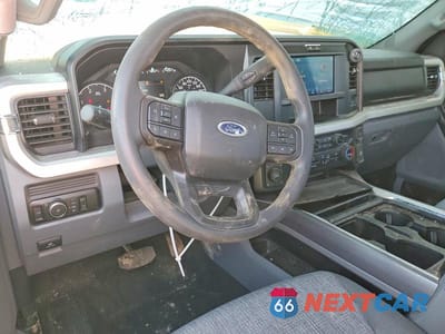 Zdjęcie 8 z 12 samochodu: 2025 FORD F350 SUPER DUTY VIN:1FT8W3BTXSEC13232 - miniatura