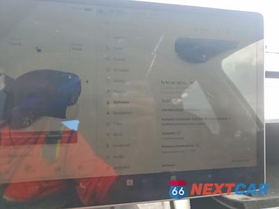 Zdjęcie 9 z 14 samochodu: 2023 TESLA MODEL Y VIN:7SAYGDEE6PA175598 - miniatura