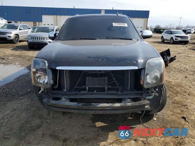 Piąte zdjęcie samochodu w środku: 2013 GMC YUKON XL DENALI VIN:1GKS2MEF8DR182219 - miniatura
