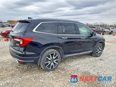 Trzecie zdjęcie samochodu z tyłu: 2019 HONDA PILOT TOURING VIN:5FNYF6H93KB040357 - miniatura