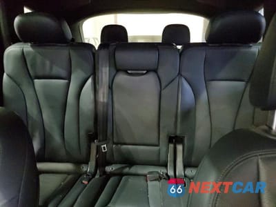 Zdjęcie 10 z 12 samochodu: 2019 AUDI Q7 PREMIUM PLUS VIN:WA1LAAF7XKD039138 - miniatura