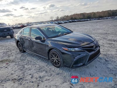 Czwarte zdjęcie samochodu z boku: 2023 TOYOTA CAMRY SE VIN:4T1G11AK1PU092025 - miniatura