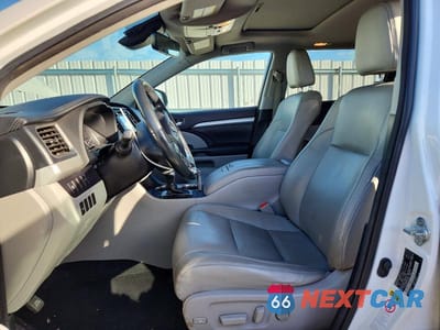 Zdjęcie 7 z 11 samochodu: 2018 TOYOTA HIGHLANDER HYBRID XLE VIN:5TDJGRFH6JS039160 - miniatura