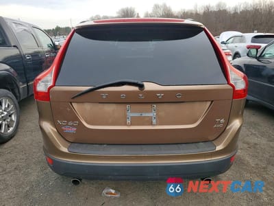 Zdjęcie 6 z 12 samochodu: 2013 VOLVO XC60 T6 VIN:YV4902DZ6D2457317 - miniatura