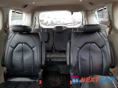 Zdjęcie 10 z 13 samochodu: 2017 CHRYSLER PACIFICA TOURING L VIN:2C4RC1BG4HR821439 - miniatura