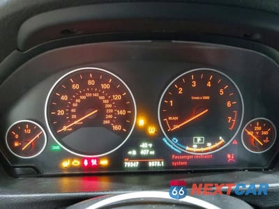 Zdjęcie 9 z 12 samochodu: 2018 BMW 320 XI VIN:WBA8A3C54JA492274 - miniatura