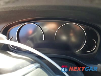 Zdjęcie 9 z 13 samochodu: 2019 BMW X3 SDRIVE30I VIN:5UXTR7C5XKLF30160 - miniatura