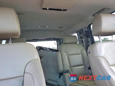 Zdjęcie 10 z 15 samochodu: 2015 CHEVROLET TAHOE C1500 LT VIN:1GNSCBKCXFR241904 - miniatura