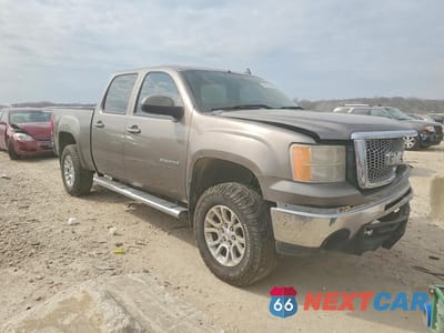 Czwarte zdjęcie samochodu z boku: 2012 GMC SIERRA K1500 SLT VIN:3GTP2WE70CG200930 - miniatura
