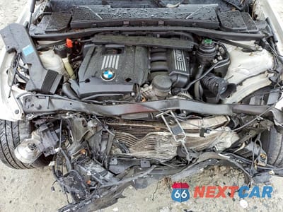 Zdjęcie 11 z 12 samochodu: 2009 BMW 328 XI SULEV VIN:WBAPK535X9A513614 - miniatura