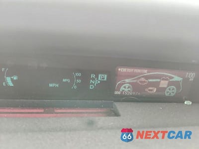 Zdjęcie 9 z 13 samochodu: 2011 TOYOTA PRIUS TWO VIN:JTDKN3DU2B0283870 - miniatura