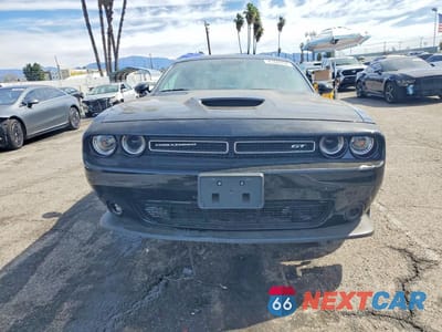 Piąte zdjęcie samochodu w środku: 2019 DODGE CHALLENGER GT VIN:2C3CDZJG5KH674133 - miniatura