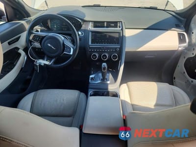 Zdjęcie 8 z 14 samochodu: 2020 JAGUAR E-PACE SE VIN:SADFP2FX2L1Z88813 - miniatura