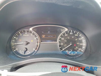 Zdjęcie 8 z 11 samochodu: 2016 NISSAN PATHFINDER S VIN:5N1AR2MN9GC645598 - miniatura