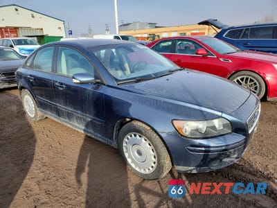 Czwarte zdjęcie samochodu z boku: 2005 VOLVO S40 2.4I VIN:YV1MS382652049664 - miniatura