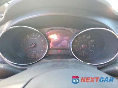 Zdjęcie 9 z 12 samochodu: 2017 KIA SEDONA LX VIN:KNDMB5C1XH6244163 - miniatura