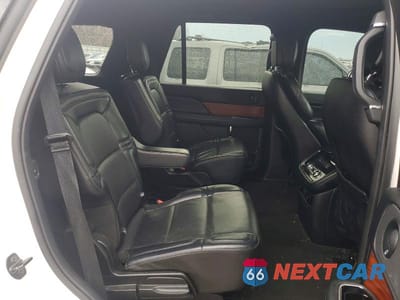 Zdjęcie 11 z 14 samochodu: 2019 LINCOLN NAVIGATOR SELECT VIN:5LMJJ2JT7KEL07296 - miniatura