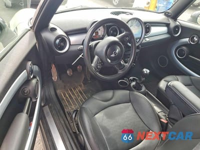 Zdjęcie 8 z 12 samochodu: 2012 MINI COOPER HARDTOP VIN:WMWSV3C5XCTY29466 - miniatura