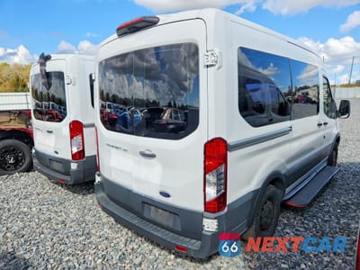 Trzecie zdjęcie samochodu z tyłu: 2018 FORD TRANSIT T-150 VIN:1FTYE1CM5JKA59706 - miniatura