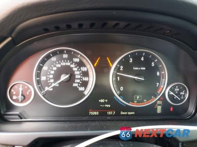 Zdjęcie 9 z 12 samochodu: 2016 BMW X5 XDRIVE50I VIN:5UXKR6C57G0J81440 - miniatura