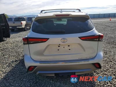 Zdjęcie 6 z 14 samochodu: 2022 TOYOTA HIGHLANDER PLATINUM VIN:5TDFZRBH9NS228879 - miniatura