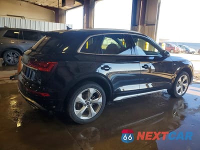 Trzecie zdjęcie samochodu z tyłu: 2023 AUDI Q5 PREMIUM PLUS 45 VIN:WA1EAAFY1P2025259 - miniatura