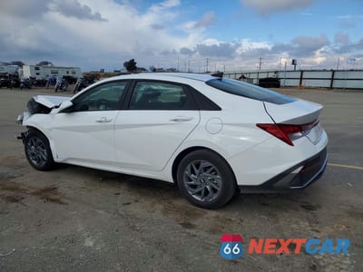 Drugie zdjęcie samochodu z przodu: 2025 HYUNDAI ELANTRA HYBRID BLUE VIN:KMHLM4DJ6SU157079 - miniatura