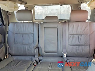 Zdjęcie 10 z 12 samochodu: 2005 TOYOTA SEQUOIA LIMITED VIN:5TDZT38A75S261465 - miniatura