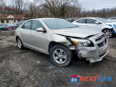 Czwarte zdjęcie samochodu z boku: 2013 CHEVROLET MALIBU 1LT VIN:1G11C5SA2DF353981 - miniatura