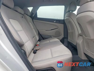 Zdjęcie 11 z 12 samochodu: 2016 HYUNDAI TUCSON SE VIN:KM8J3CA48GU134266 - miniatura