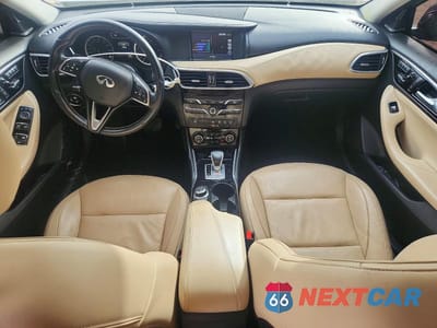 Zdjęcie 8 z 14 samochodu: 2017 INFINITI QX30 PREMIUM VIN:SJKCH5CR5HA024228 - miniatura