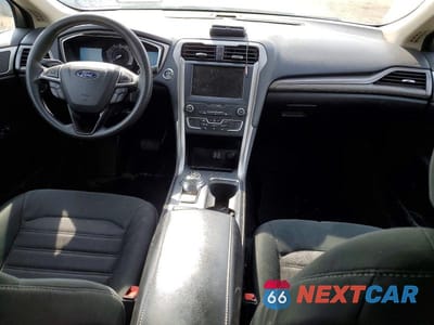 Zdjęcie 8 z 12 samochodu: 2020 FORD FUSION SE VIN:3FA6P0HD1LR220674 - miniatura