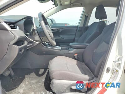 Zdjęcie 7 z 13 samochodu: 2025 TOYOTA RAV4 LE VIN:2T3H1RFV7SC365430 - miniatura