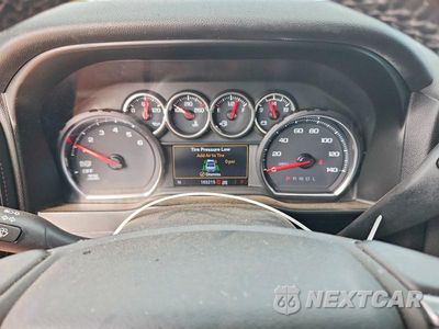 Zdjęcie 9 z 12 samochodu: 2020 CHEVROLET SILVERADO K1500 RST VIN:3GCUYEED9LG401906 - miniatura