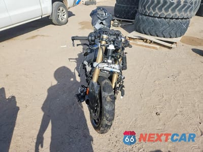 Drugie zdjęcie samochodu z przodu: 2025 BMW S 1000 RR VIN:WB10P2305S6L48019 - miniatura