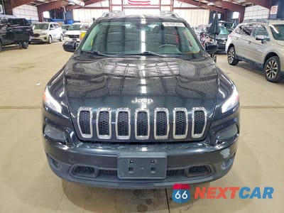 Piąte zdjęcie samochodu w środku: 2015 JEEP CHEROKEE LATITUDE VIN:1C4PJMCS3FW614921 - miniatura