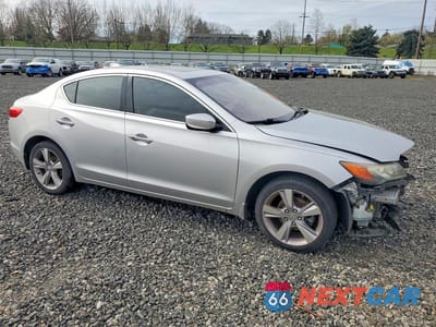 Czwarte zdjęcie samochodu z boku: 2014 ACURA ILX 20 VIN:19VDE1F30EE012036 - miniatura