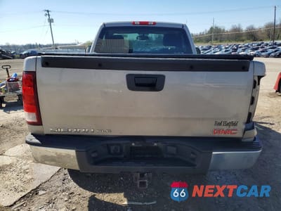 Zdjęcie 6 z 13 samochodu: 2008 GMC SIERRA C1500 VIN:1GTEC14C18Z204675 - miniatura