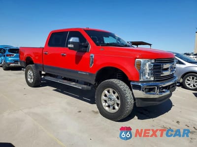 Czwarte zdjęcie samochodu z boku: 2019 FORD F250 SUPER DUTY VIN:1FT7W2BT4KEC21204 - miniatura