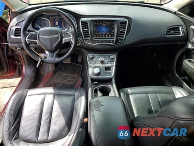 Zdjęcie 8 z 12 samochodu: 2015 CHRYSLER 200 C VIN:1C3CCCCB6FN742583 - miniatura
