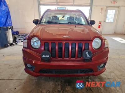 Piąte zdjęcie samochodu w środku: 2008 JEEP COMPASS SPORT VIN:1J8FT47W98D580347 - miniatura
