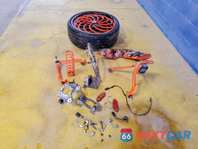 Zdjęcie 9 z 10 samochodu: 2017 POLARIS SLINGSHOT SLR VIN:57XAARFA3H8124600 - miniatura