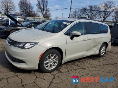 2019 CHRYSLER PACIFICA TOURING 2C4RC1DG8KR702040 - główne zdjęcie licytacji z USA - miniatura