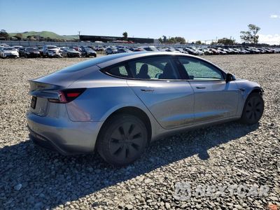 Trzecie zdjęcie samochodu z tyłu: 2024 TESLA MODEL 3 VIN:5YJ3E1EA0RF863692 - miniatura