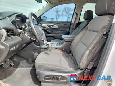 Zdjęcie 7 z 13 samochodu: 2020 CHEVROLET TRAVERSE LT VIN:1GNERGKW6LJ173873 - miniatura