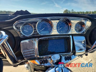 Zdjęcie 7 z 10 samochodu: 2020 HARLEY-DAVIDSON FLHTCUTG VIN:1HD1MAF11LB850516 - miniatura