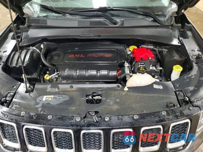 Zdjęcie 12 z 13 samochodu: 2019 JEEP COMPASS LIMITED VIN:3C4NJDCBXKT854376 - miniatura