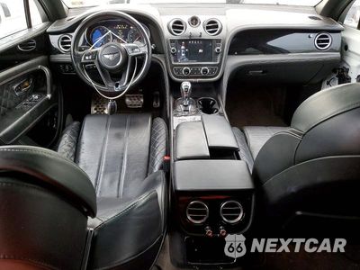 Zdjęcie 8 z 12 samochodu: 2017 BENTLEY BENTAYGA VIN:SJAAC2ZV3HC013536 - miniatura