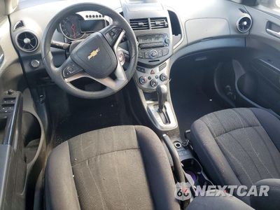 Zdjęcie 8 z 13 samochodu: 2013 CHEVROLET SONIC LT VIN:1G1JC5SH1D4181564 - miniatura
