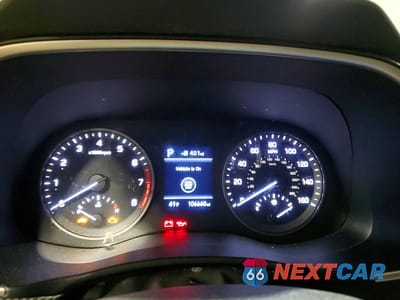 Zdjęcie 9 z 12 samochodu: 2021 HYUNDAI TUCSON VALUE VIN:KM8J33A44MU401298 - miniatura